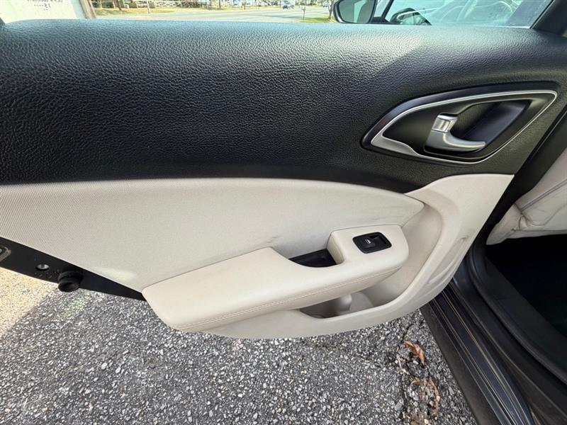 Chrysler 200 Limited 2016