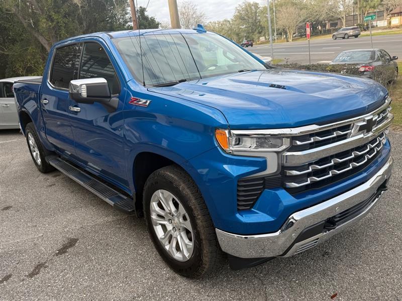 Chevrolet Silverado 1500 LTZ Crew Cab 4WD 2022