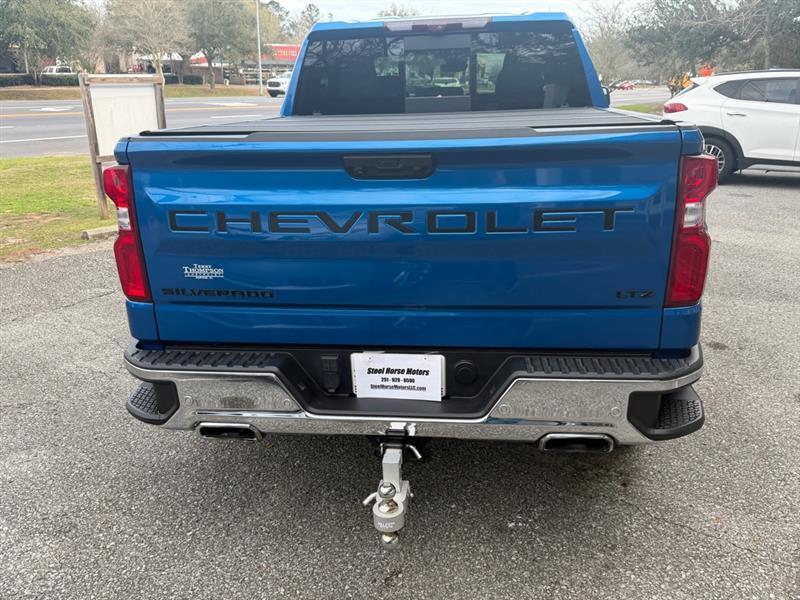 Chevrolet Silverado 1500 LTZ Crew Cab 4WD 2022