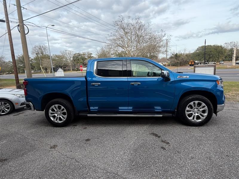 Chevrolet Silverado 1500 LTZ Crew Cab 4WD 2022