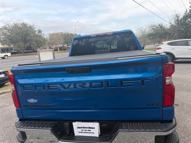 Chevrolet Silverado 1500 LTZ Crew Cab 4WD 2022