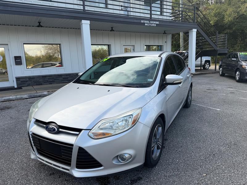 Ford Focus SE Hatch 2014