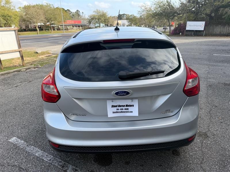 Ford Focus SE Hatch 2014