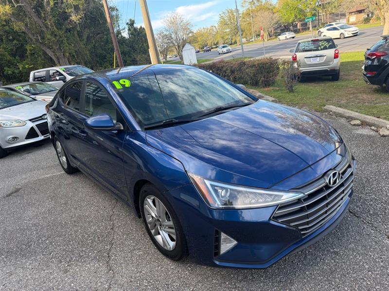 Hyundai Elantra Limited 2019