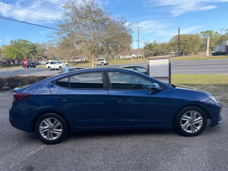 Hyundai Elantra Limited 2019