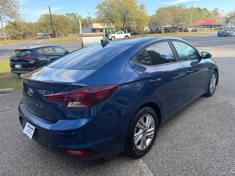 Hyundai Elantra Limited 2019