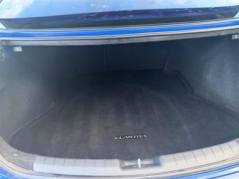 Hyundai Elantra Limited 2019