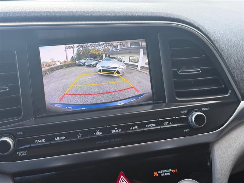 Hyundai Elantra Limited 2019