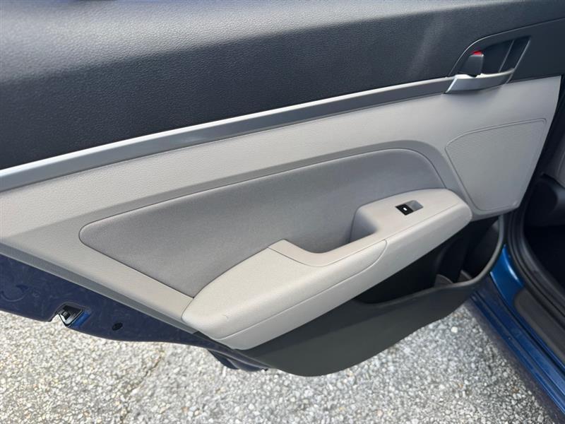 Hyundai Elantra Limited 2019