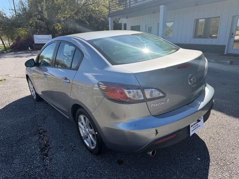 Mazda MAZDA3 i SV 4-Door 2010