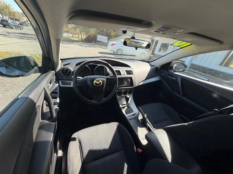 Mazda MAZDA3 i SV 4-Door 2010