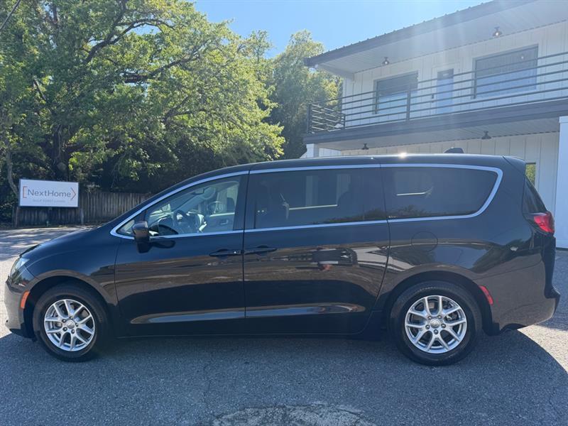 Chrysler Pacifica Touring 2017