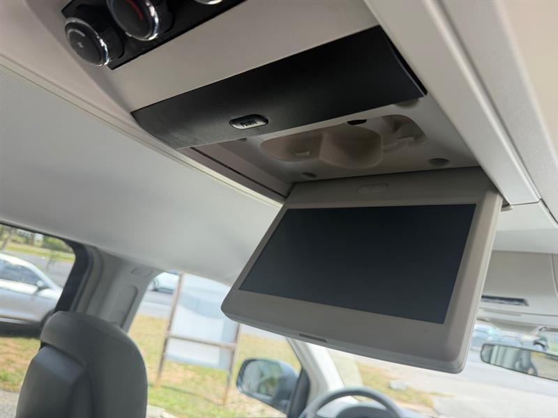 Chrysler Town & Country Touring 2010