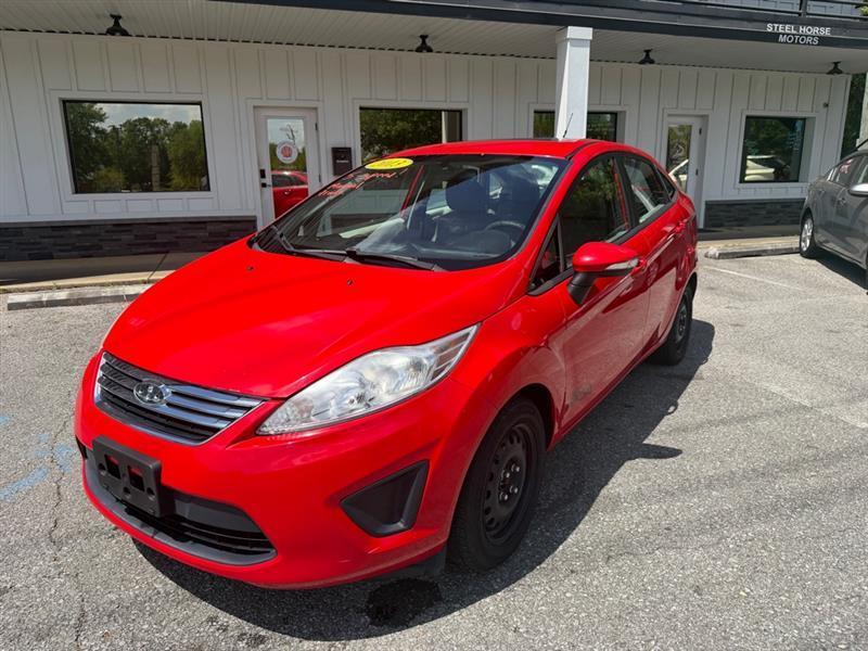 Ford Fiesta SE Sedan 2013