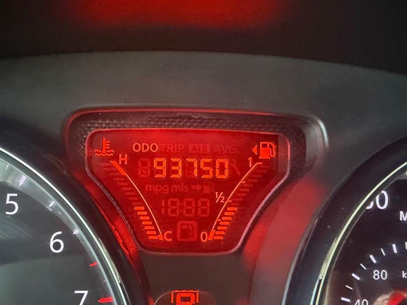 Nissan Versa 1.6 S 5M 2014