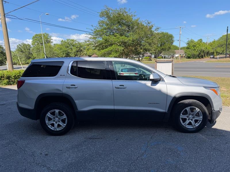 GMC Acadia SLE-1 FWD 2019
