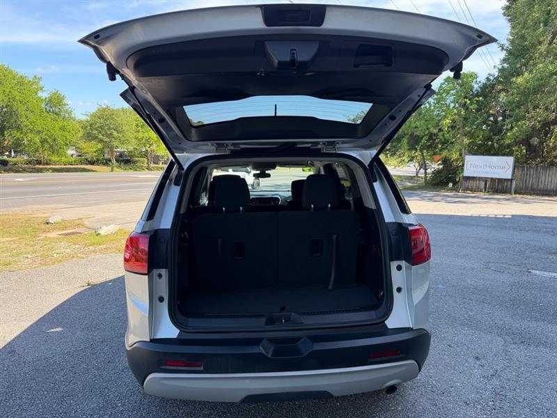 GMC Acadia SLE-1 FWD 2019