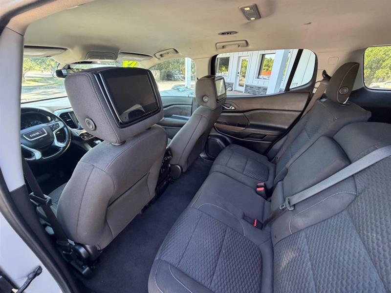 GMC Acadia SLE-1 FWD 2019