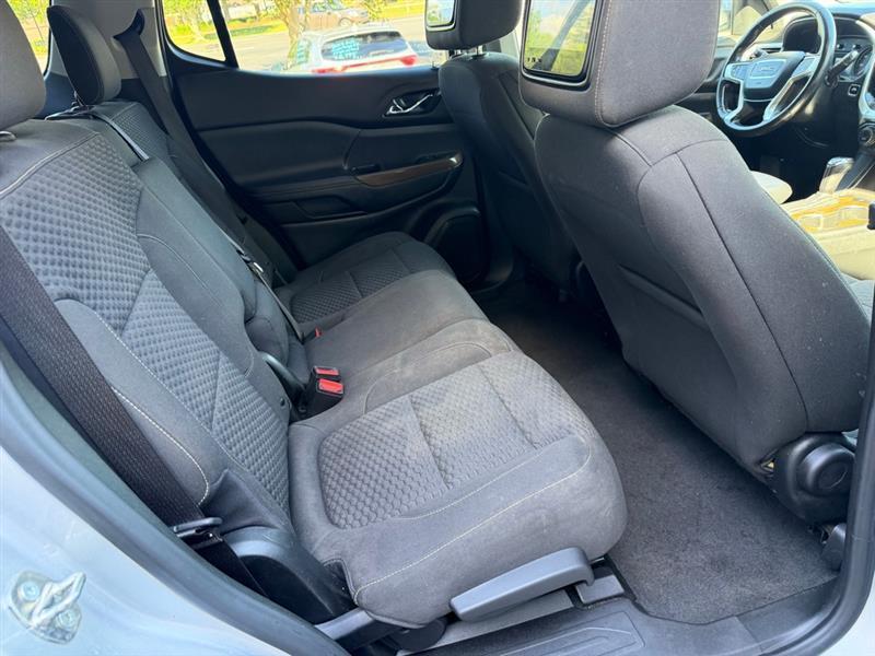 GMC Acadia SLE-1 FWD 2019