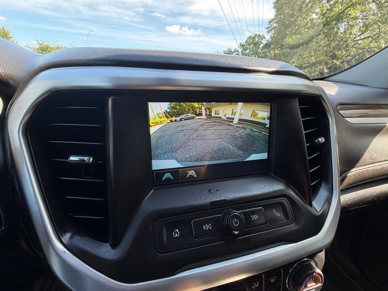 GMC Acadia SLE-1 FWD 2019