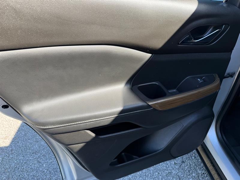 GMC Acadia SLE-1 FWD 2019