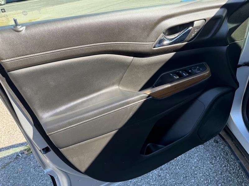 GMC Acadia SLE-1 FWD 2019