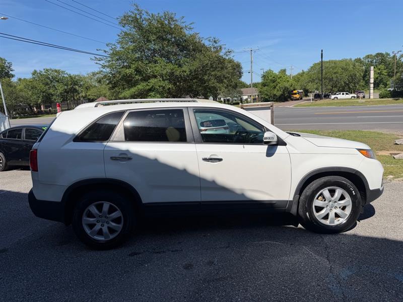 Kia Sorento LX 2WD 2012