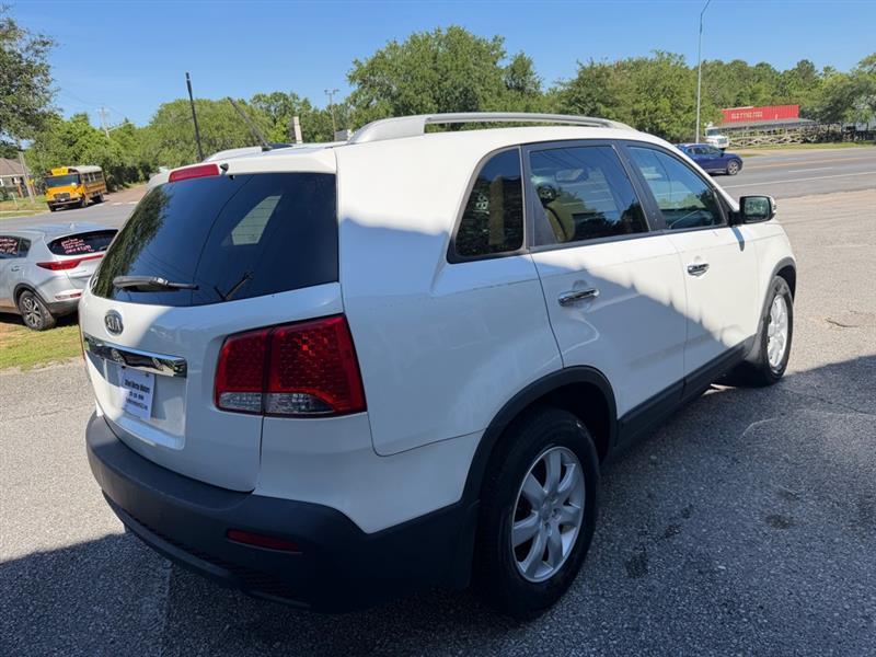 Kia Sorento LX 2WD 2012