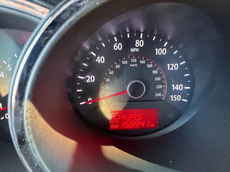 Kia Sorento LX 2WD 2012