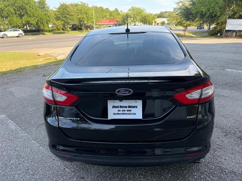 Ford Fusion SE 2016