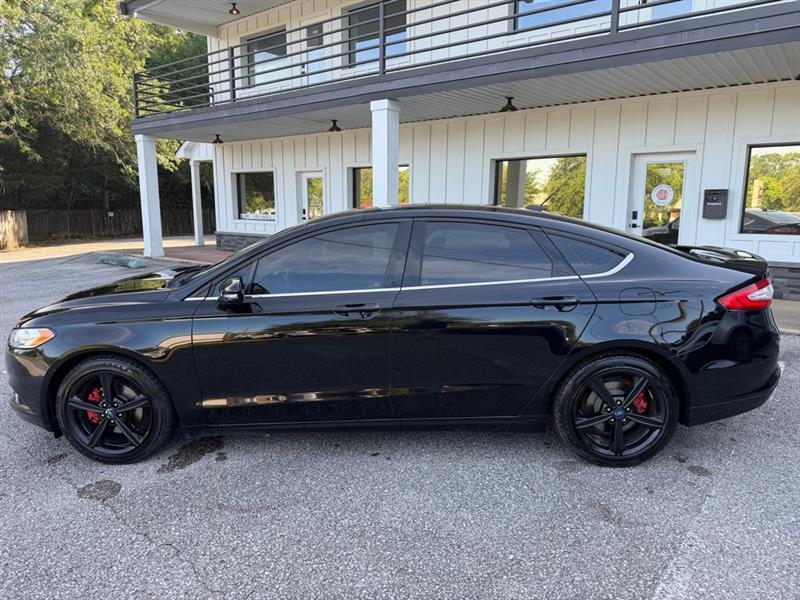Ford Fusion SE 2016
