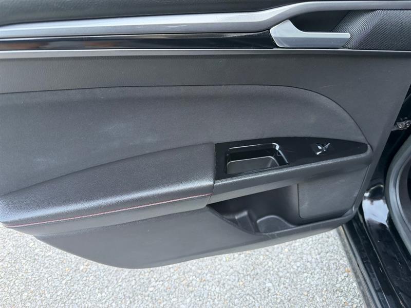 Ford Fusion SE 2016