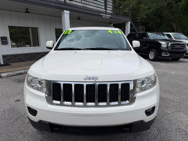 Jeep Grand Cherokee Laredo 4WD 2012