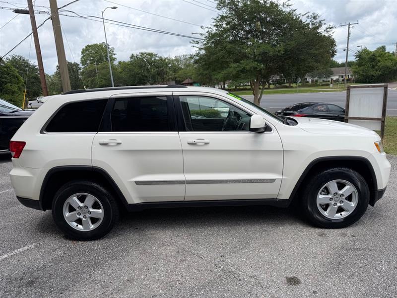 Jeep Grand Cherokee Laredo 4WD 2012