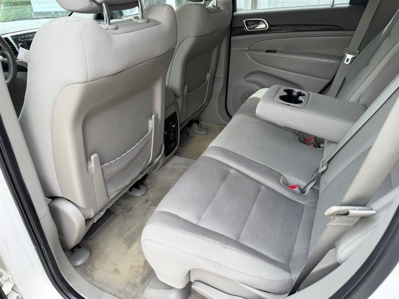 Jeep Grand Cherokee Laredo 4WD 2012