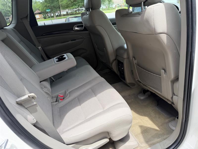 Jeep Grand Cherokee Laredo 4WD 2012