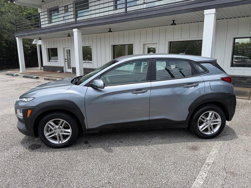 Hyundai Kona SE AWD 2021