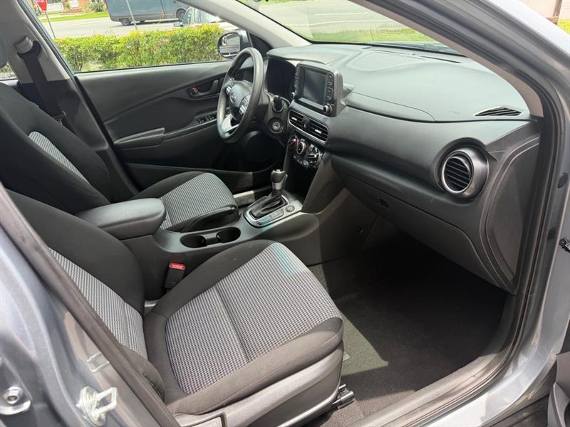Hyundai Kona SE AWD 2021