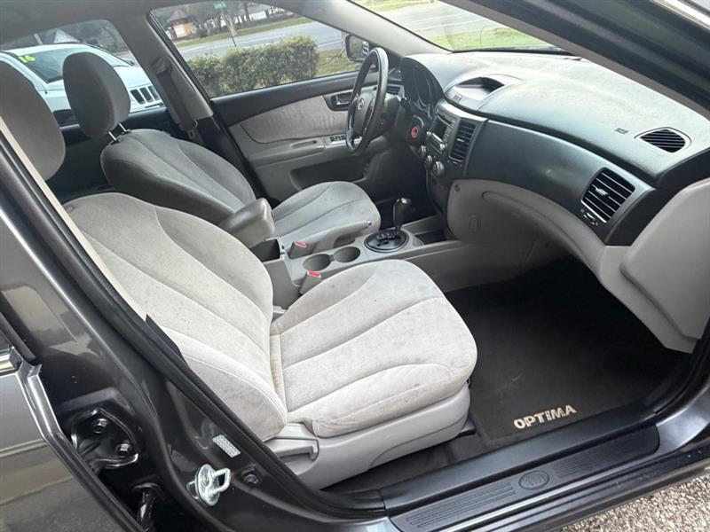 Kia Optima LX 2009