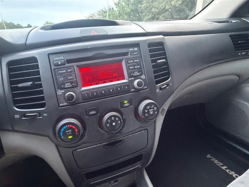Kia Optima LX 2009