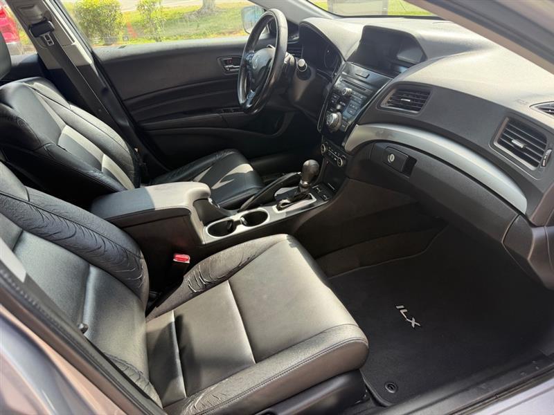 2017 Acura ILX Base - Photo 15