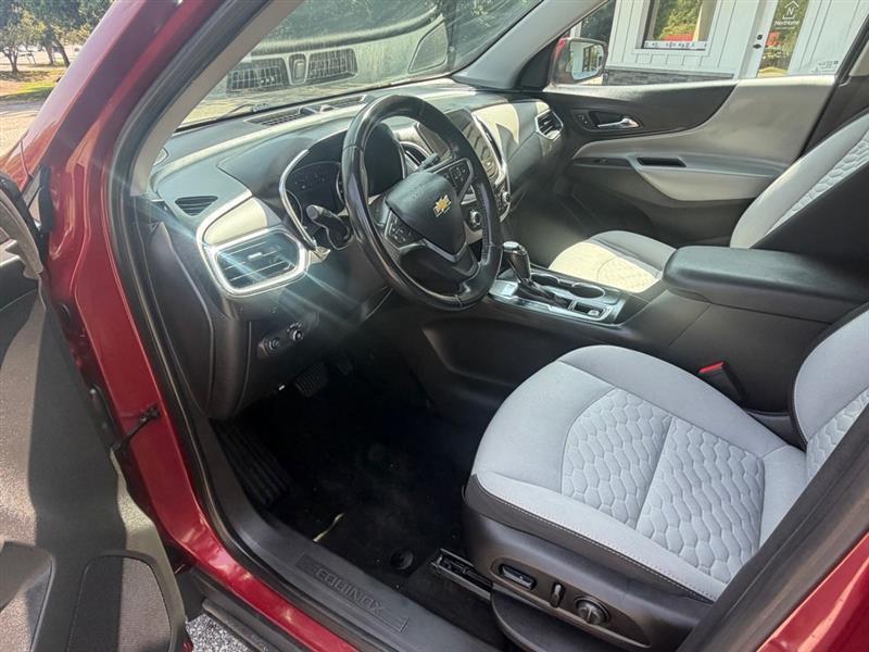 2018 Chevrolet Equinox LT - Photo 11