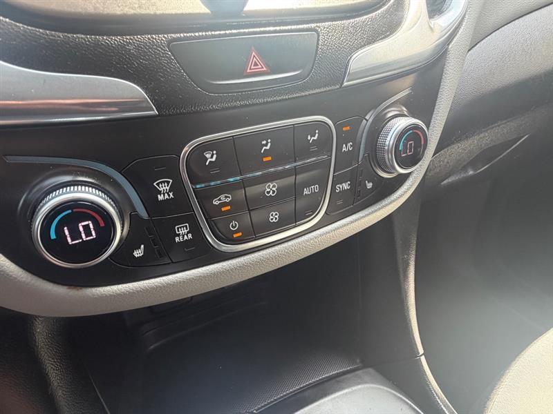 2018 Chevrolet Equinox LT - Photo 20