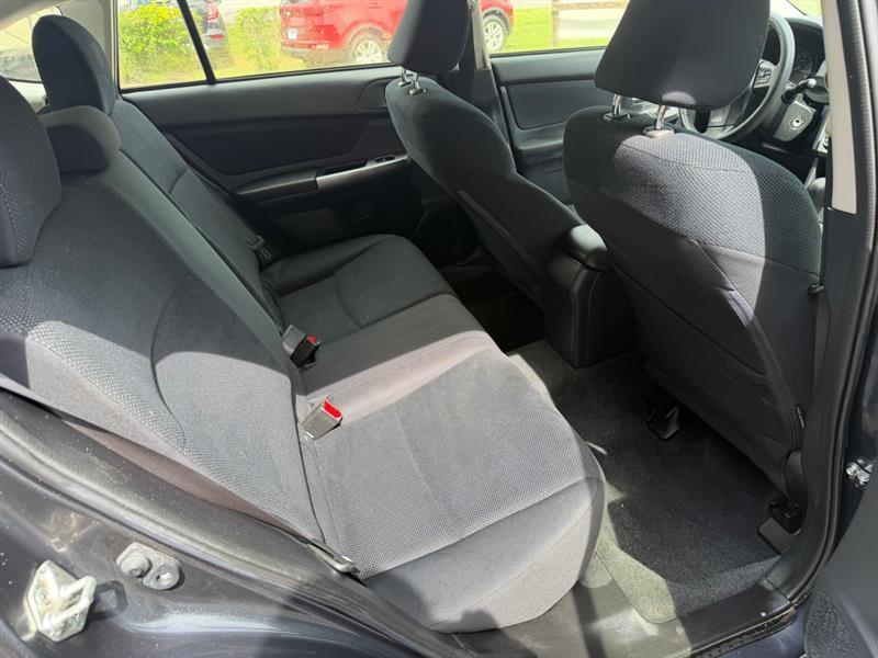 Subaru Impreza 2.0i Premium PZEV 5-Door 2015