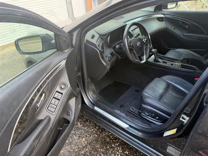 Buick LaCrosse Premium Package 2, w/Leather 2016
