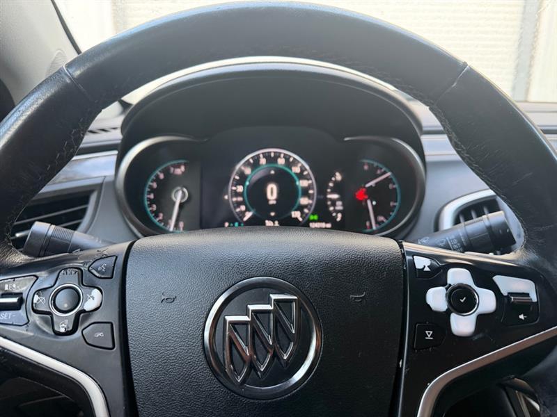 Buick LaCrosse Premium Package 2, w/Leather 2016