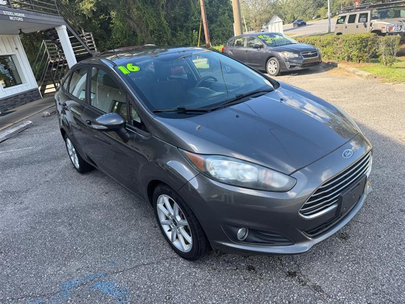 Ford Fiesta SE Sedan 2016
