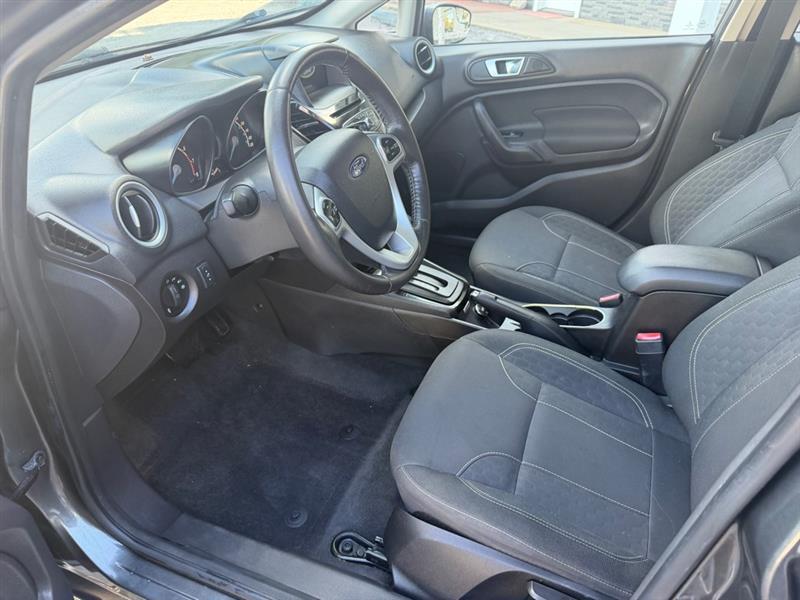 Ford Fiesta SE Sedan 2016