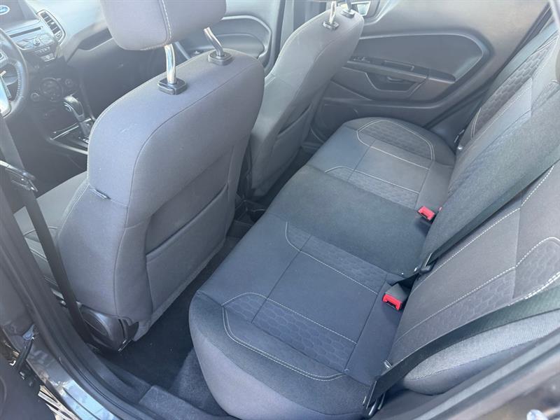 Ford Fiesta SE Sedan 2016