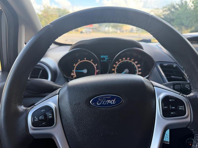 Ford Fiesta SE Sedan 2016